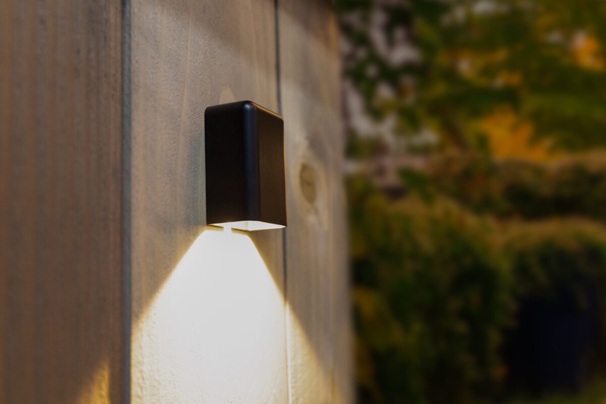 Brilliance LED — Guadalupe wall light